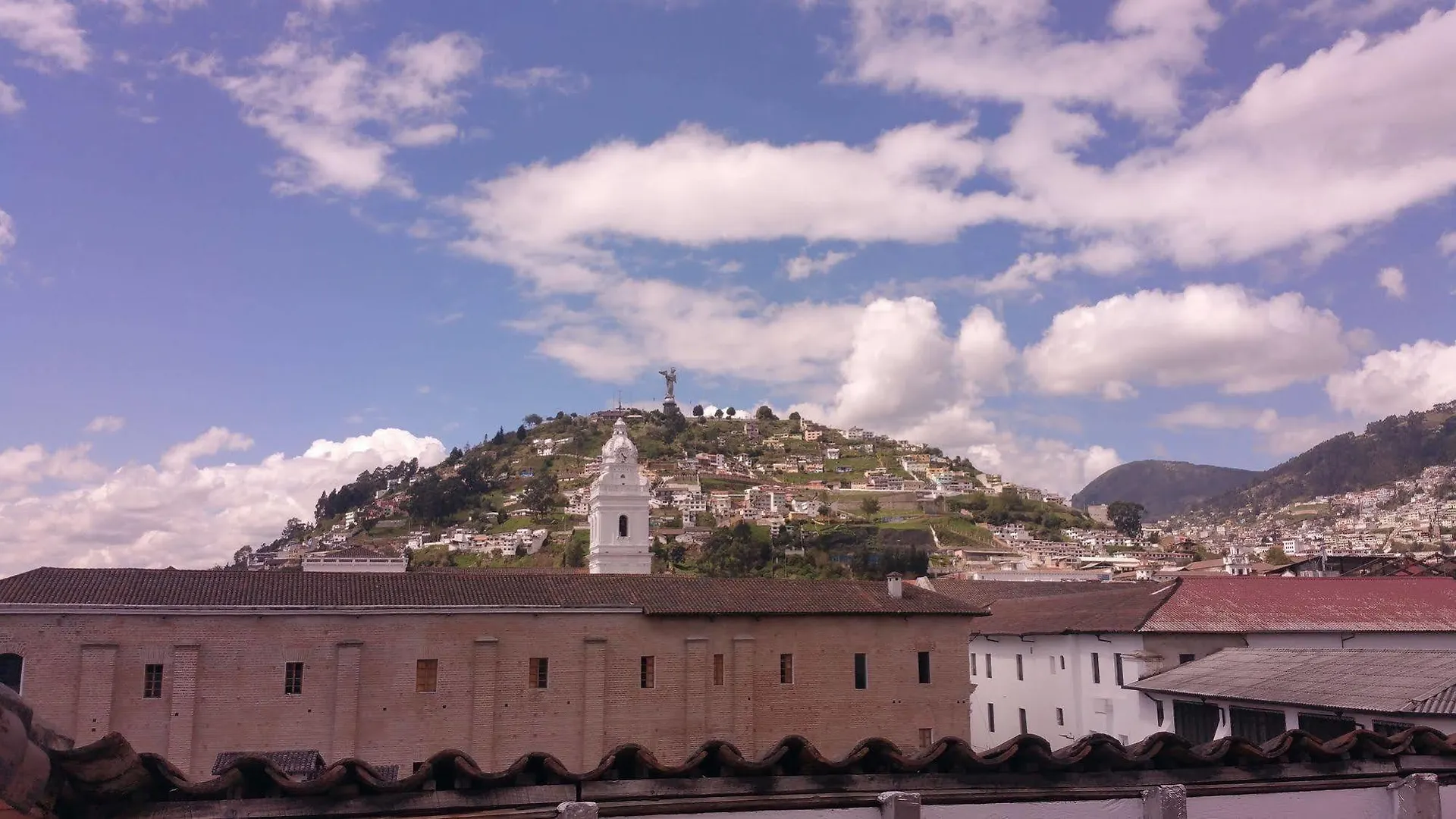 Hotel Huasi Continental Quito