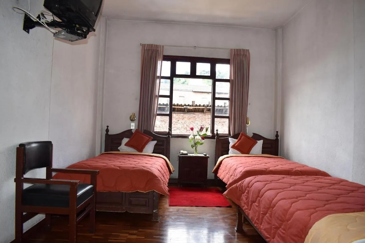 Hotel Huasi Continental Quito