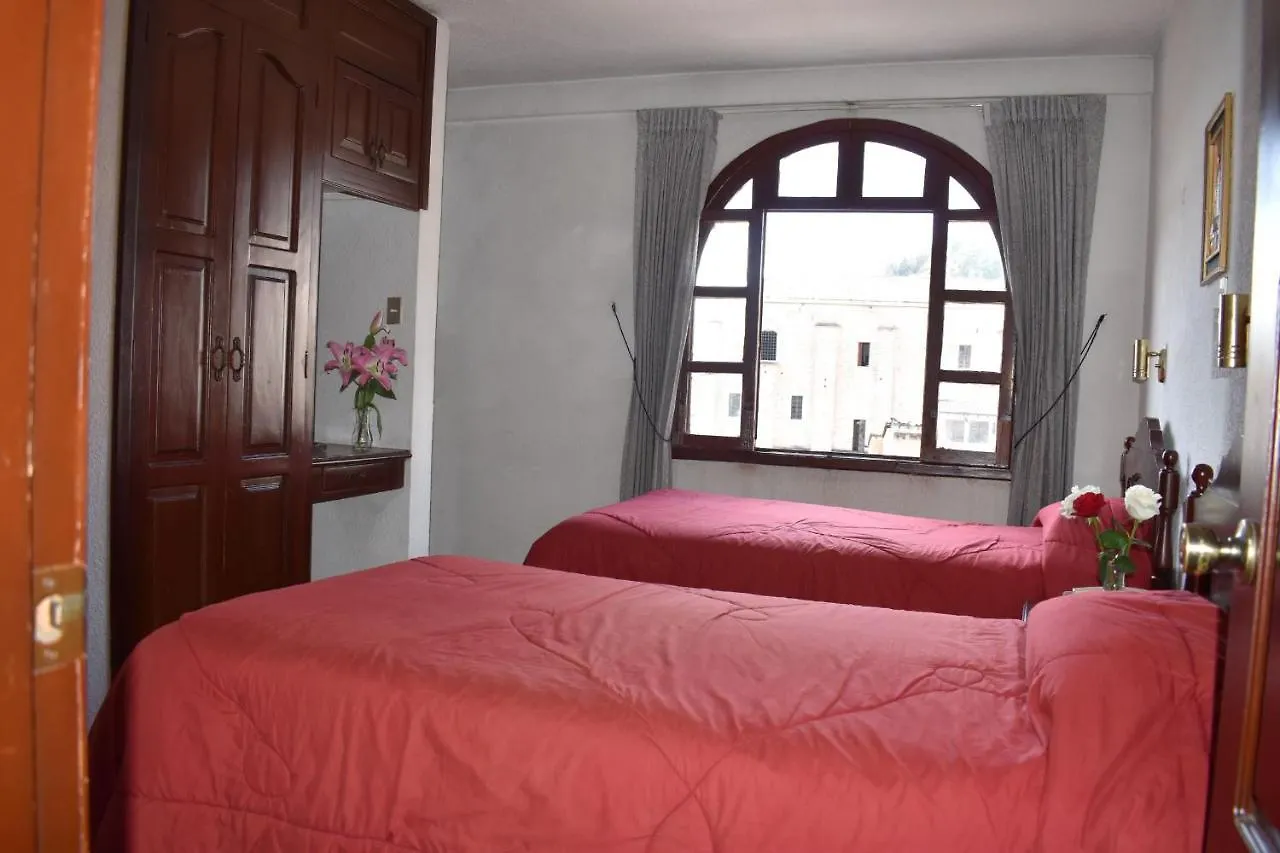 Hotel Huasi Continental Quito