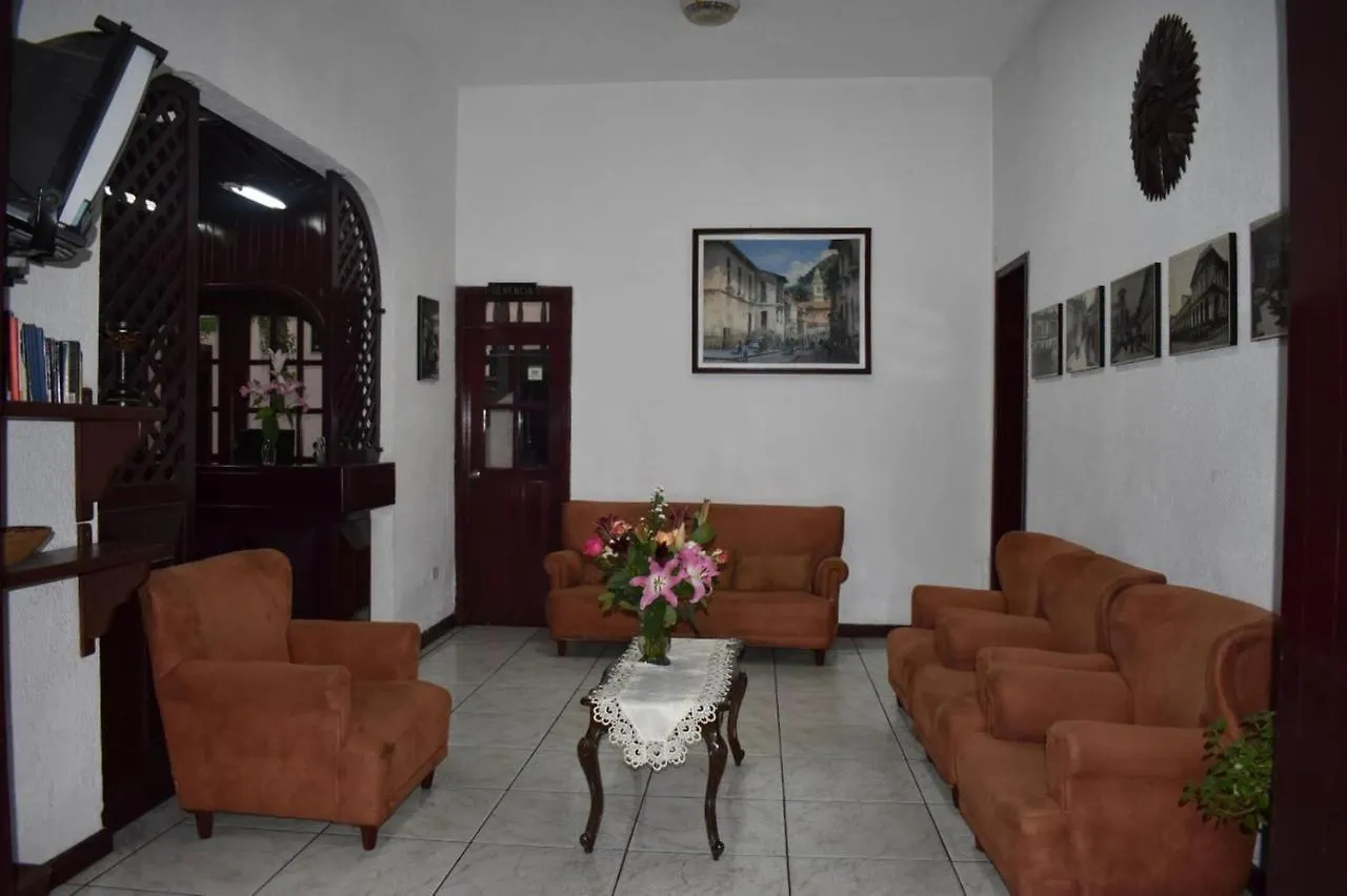 Hotel Huasi Continental Quito
