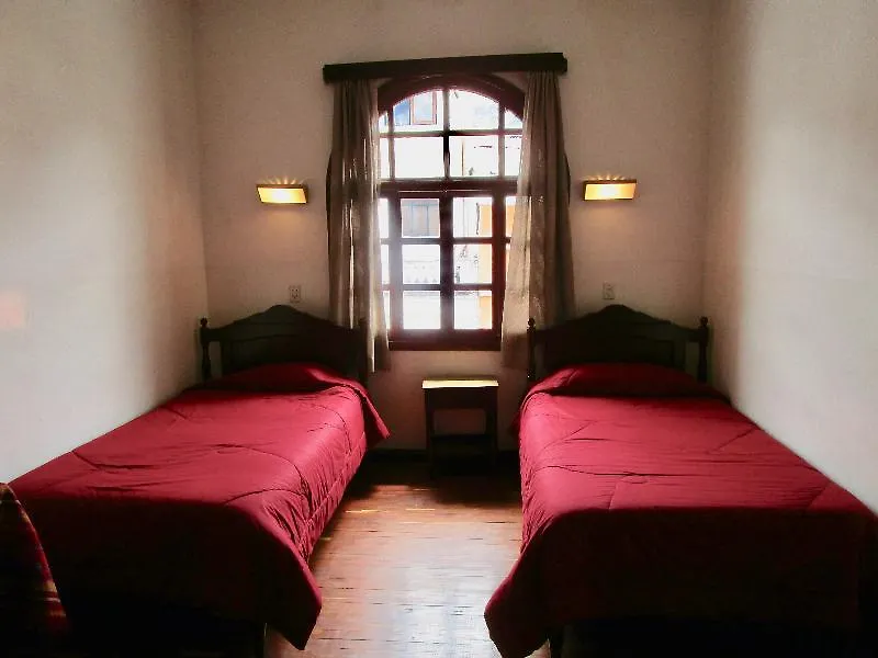 Hotel Huasi Continental 키토 3*,